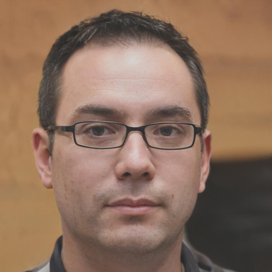 Lennart Sievers - Geschäftsführer